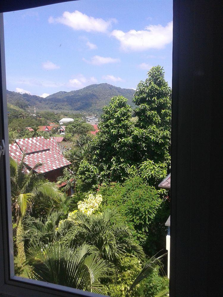 But Different Phuket Boutique Hotel Nai Harn 외부 사진